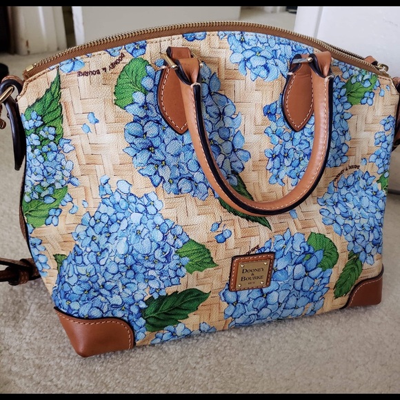 dooney hydrangea bag